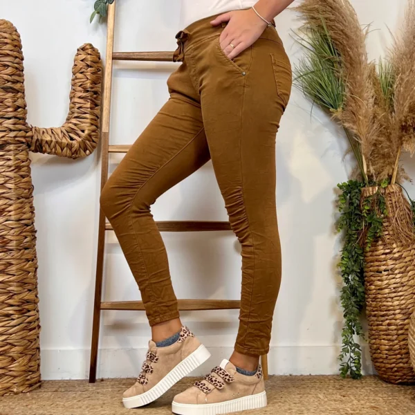 P070- Jean Melly & Co Taille élastiquée (XS-XL) - camel - 42