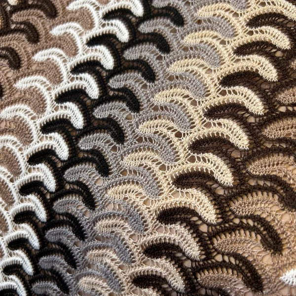 K065- Blouse macramée "Maëlle" (T40-T48) - noir - 48