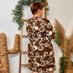 Robe unie brodée (T40-T48) - marron - 48