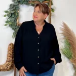 Chemise unie boutonnée col volanté - noir - 48