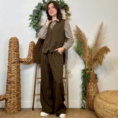 L754- Pantalon tailleur (T36-T40) - marron - 40