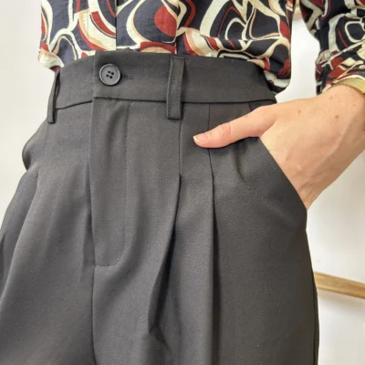 L754- Pantalon tailleur (T36-T40) - noir - 40