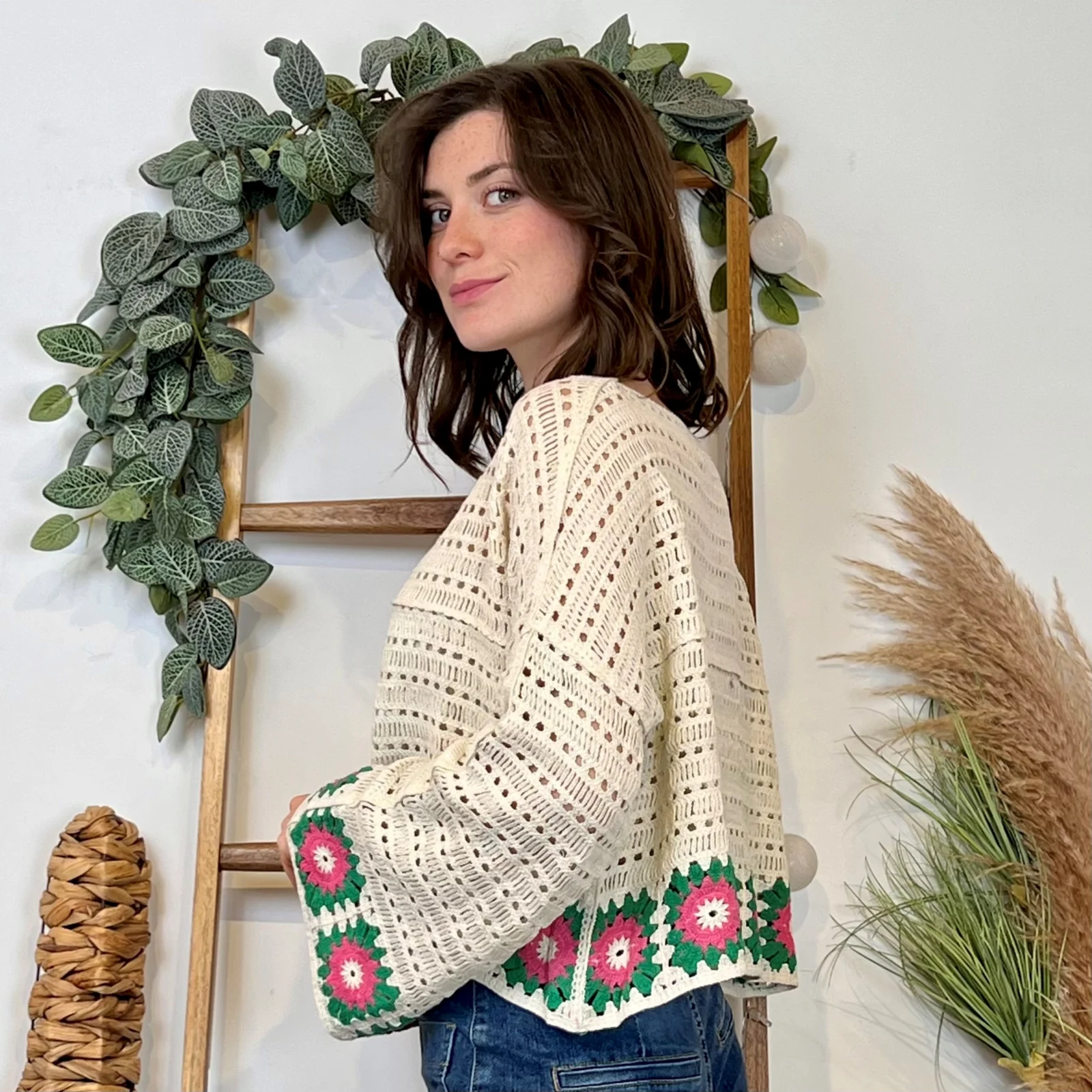 K122- Tunique macramée «In April ...»