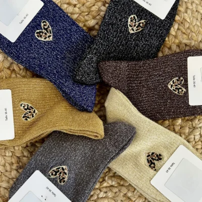 V301- Chaussettes "Cœur Léopard" - noir - taille-unique