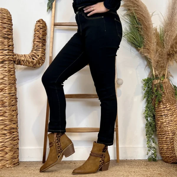 M969- Jean 7/8ème Voggo (T42-T50) - noir - 52