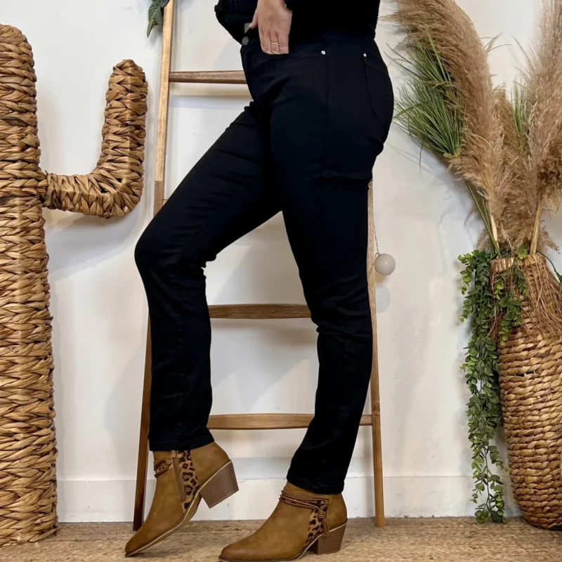 M970- Jean Slim Voggo (T36-T44) - noir - 44