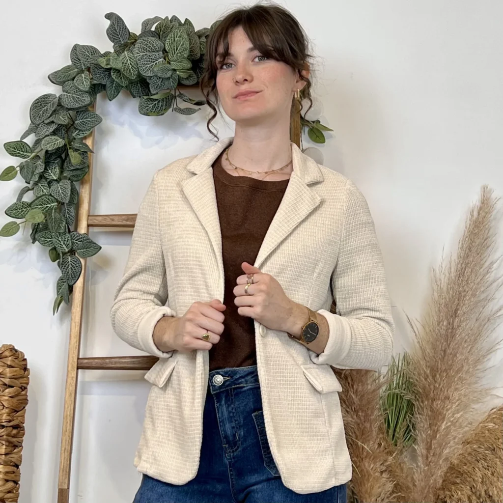 K043- Blazer pailleté (T38-T44) - beige - 44