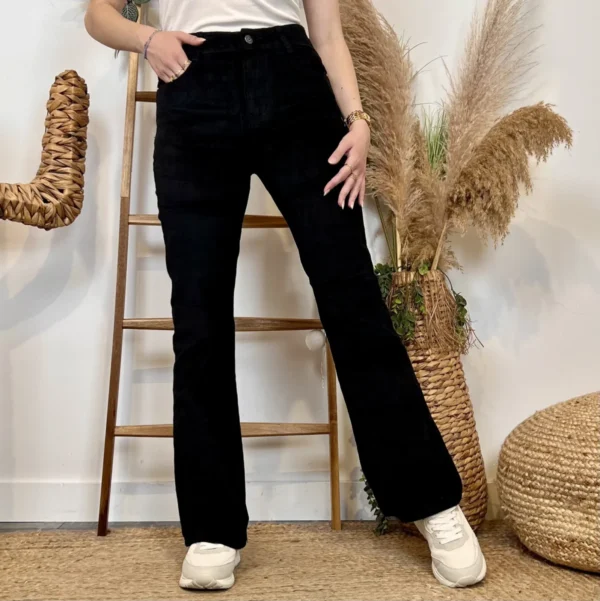 W136- Jean Bootcut Velours (T36-T44) - noir - 44