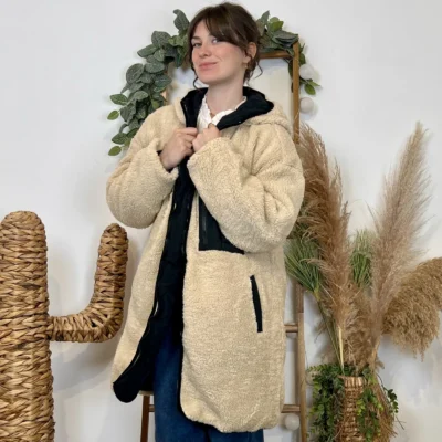 K033- Doudoune réversible à capuche - noir - 42