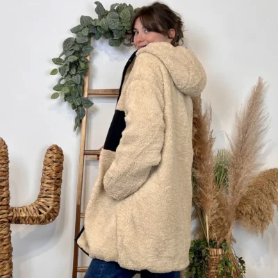 K033- Doudoune réversible à capuche - noir - 42