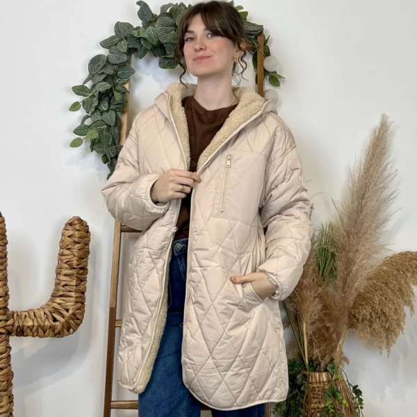 K033- Doudoune réversible à capuche - ecru - 42