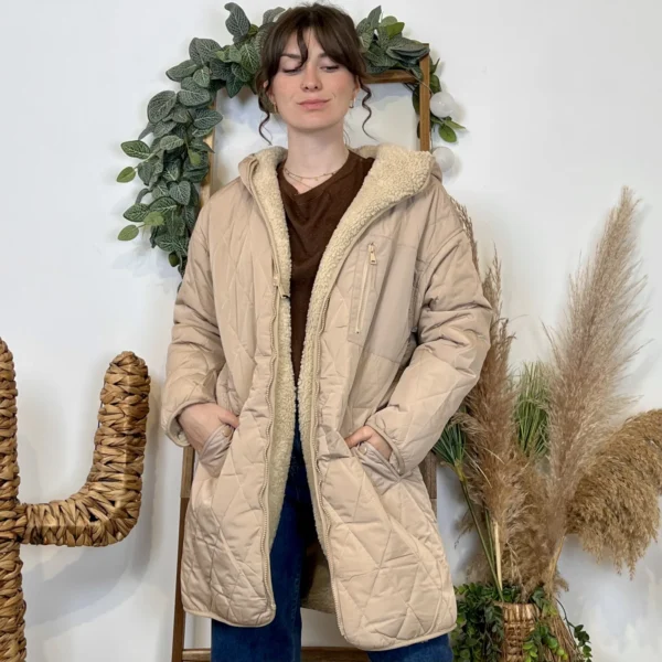 K033- Doudoune réversible à capuche - beige - 42