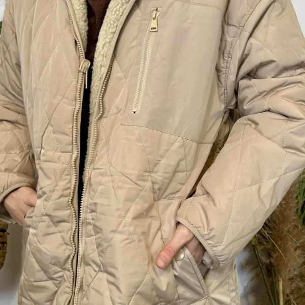 K033- Doudoune réversible à capuche - beige - 42