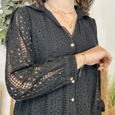 J881 - Blouse brodée (T36-T40) - noir - 48