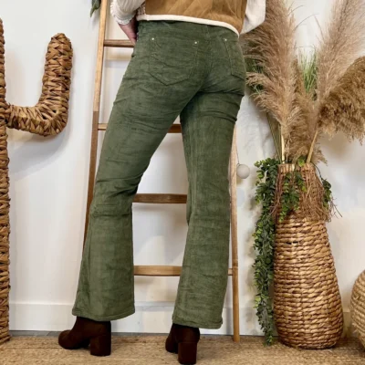 W136- Jean Bootcut Velours (T36-T44) - kaki - 44