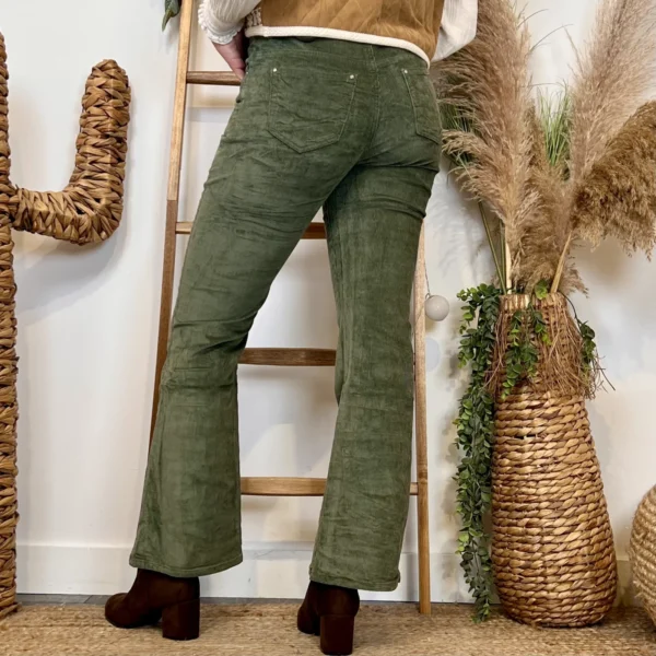 W136- Jean Bootcut Velours (T36-T44) - kaki - 44
