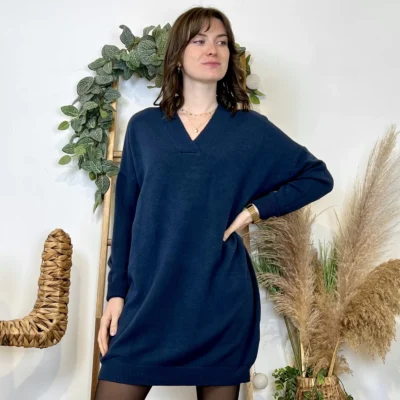 K010- Robe pull col V - marine - taille-unique