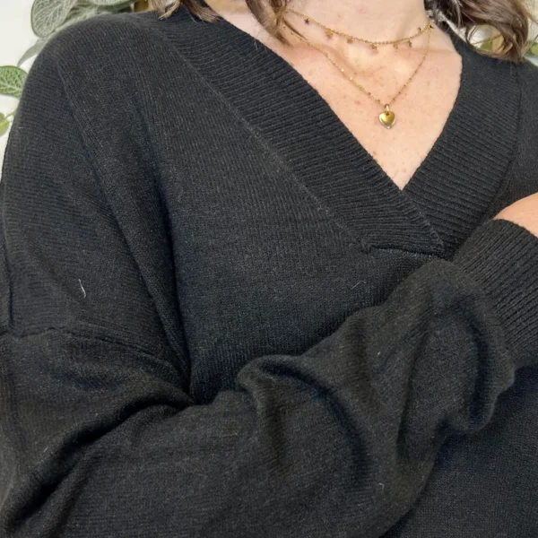 K010- Robe pull col V - noir - taille-unique