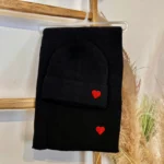 Ensemble bonnet et écharpe femme cœur brodé - noir - sans-taille