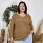 Pull femme oversize col V « Jolies Formes » - camel - taille-unique-grande-taille