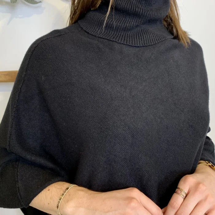 Poncho col roulé (TU) - noir - taille-unique