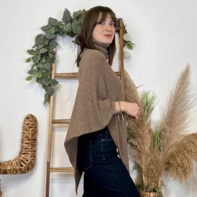 J996 - Poncho col roulé (TU) - taupe - taille-unique