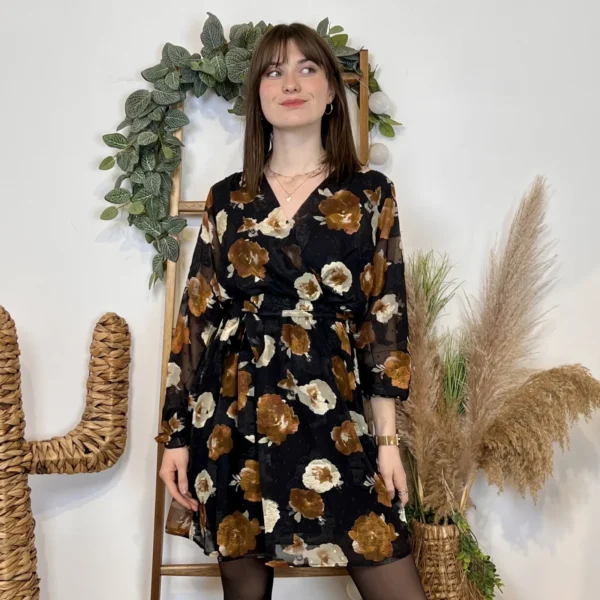 J994 - Robe motif fleurs (T36-T40) - noir - 38