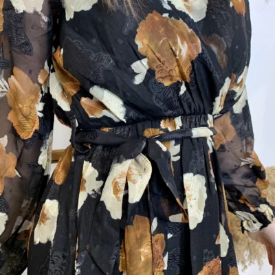 J994 - Robe motif fleurs (T36-T40) - noir - 38