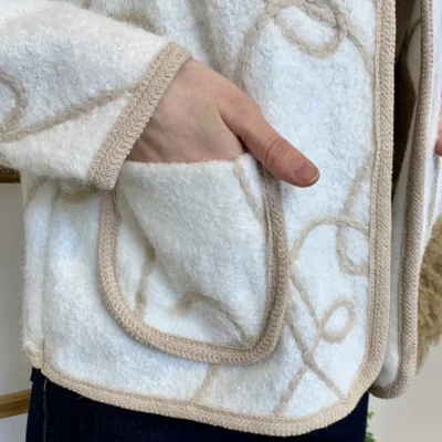 J984 - Gilet lignes (TU) - ecru - taille-unique