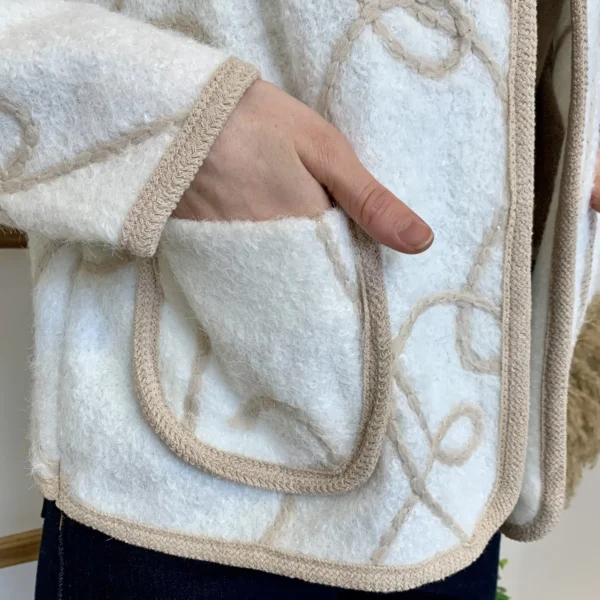 J984 - Gilet lignes (TU) - ecru - taille-unique