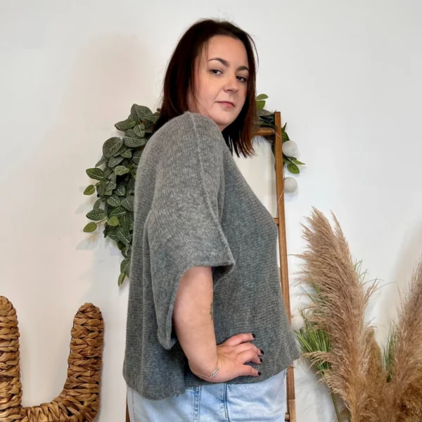 J880- Pull manche courte (GT) - gris - taille-unique-grande-taille