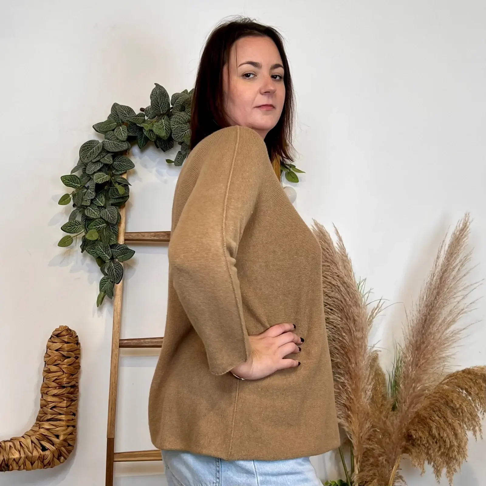 J976 - Pull manche longue (GT) - camel - taille-unique-grande-taille