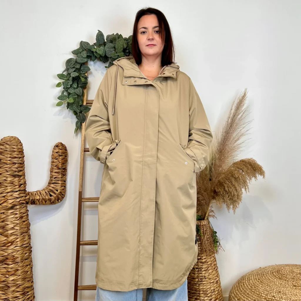 J982 - Imper doublé à capuche - beige - 50
