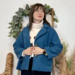 Veste courte femme bouclette bleu marine « Tendance »