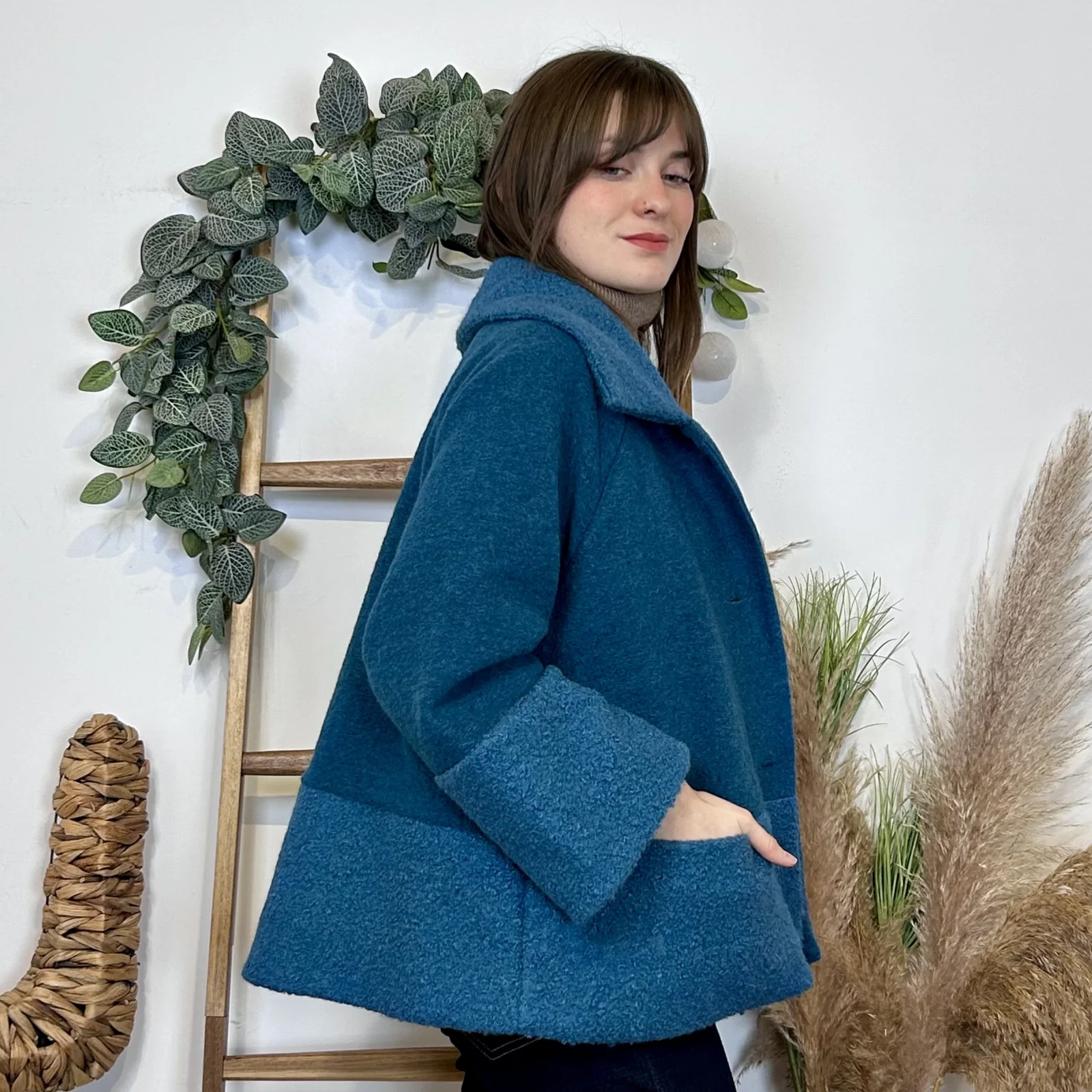 J946 - Manteau bouclettes (TU) - bleu-canard - taille-unique