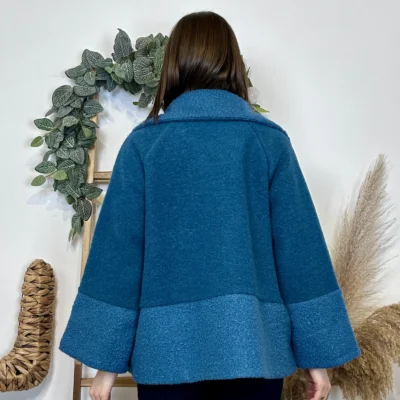 J946 - Manteau bouclettes (TU) - bleu-canard - taille-unique
