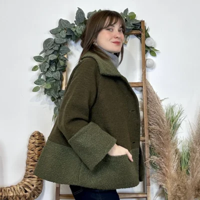 J946 - Manteau bouclettes (TU) - kaki - taille-unique