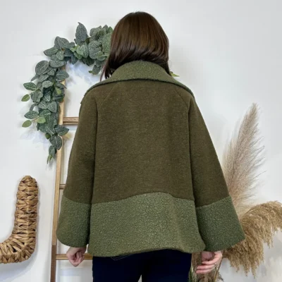 J946 - Manteau bouclettes (TU) - kaki - taille-unique