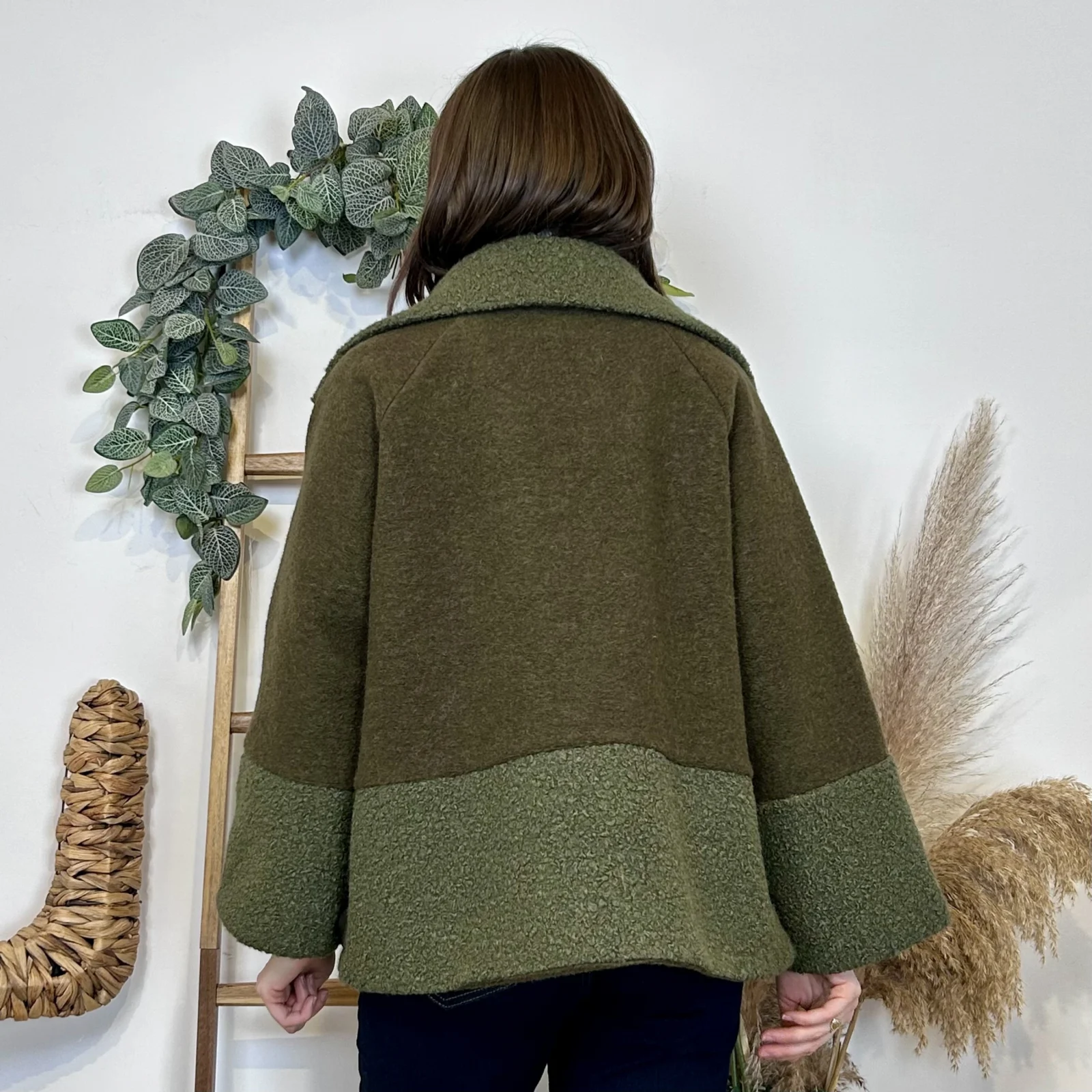 J946 - Manteau bouclettes (TU) - kaki - taille-unique