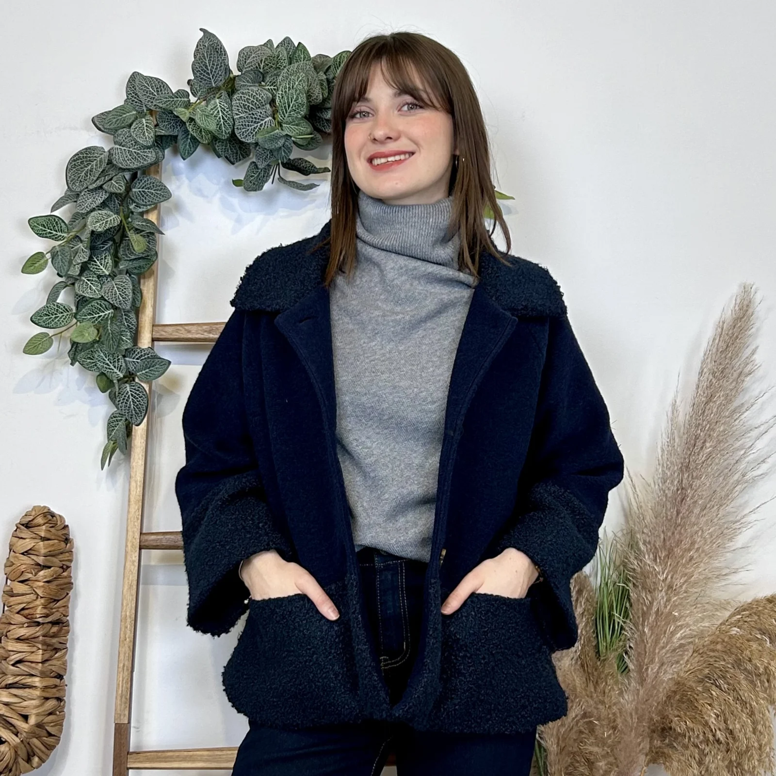 J946 - Manteau bouclettes (TU) - marine - taille-unique