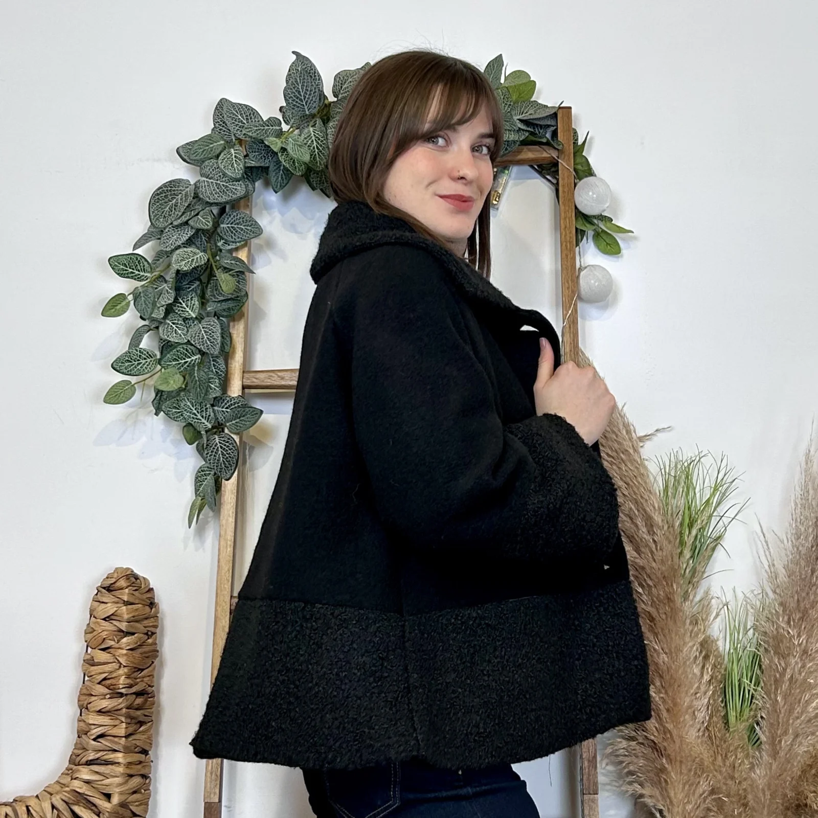 J946 - Manteau bouclettes (TU) - noir - taille-unique