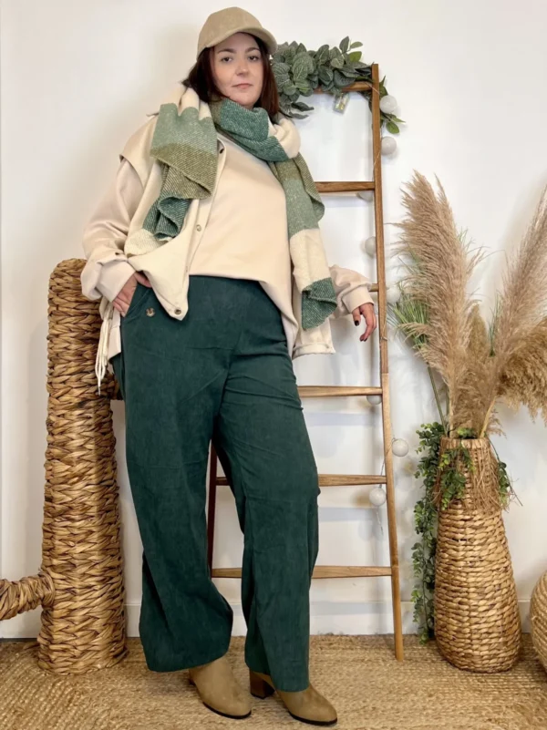 L753 - Pantalon Velours - vert-sapin - 48