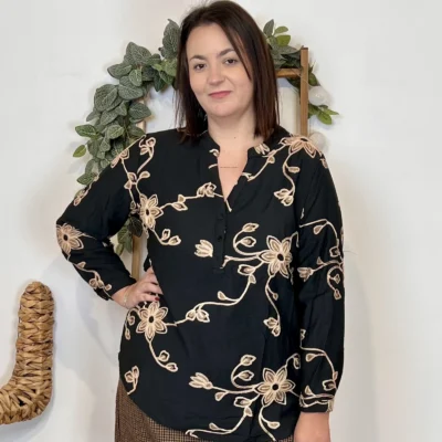 J989 - Chemise brodée fleurs (T44-T52) - noir - 52