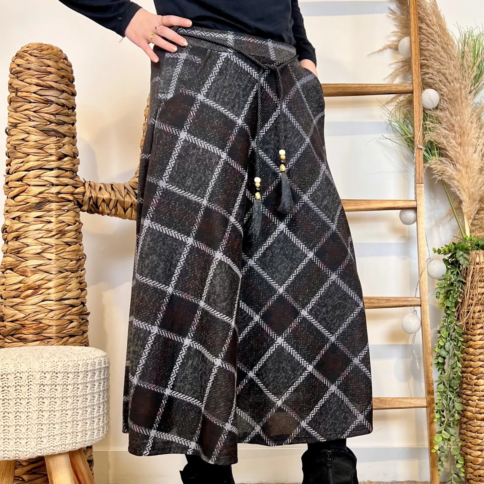 L716 - Jupe longue écossaise (TU) - noir - taille-unique