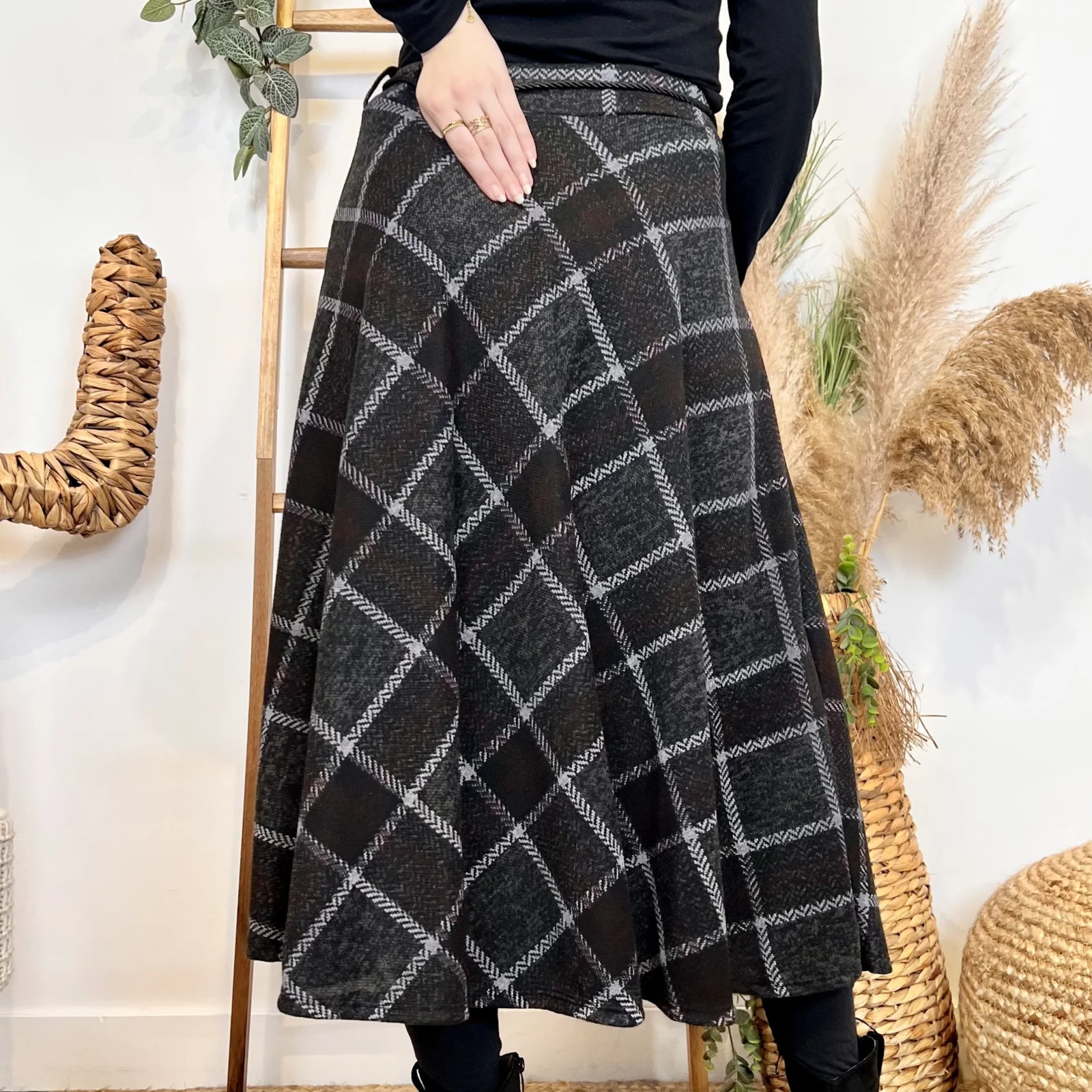 L716 - Jupe longue écossaise (TU) - noir - taille-unique