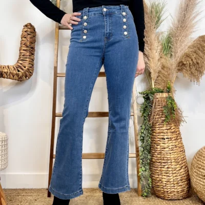W132 - Jean Flare avec boutons (T36-T44) - denim - 44