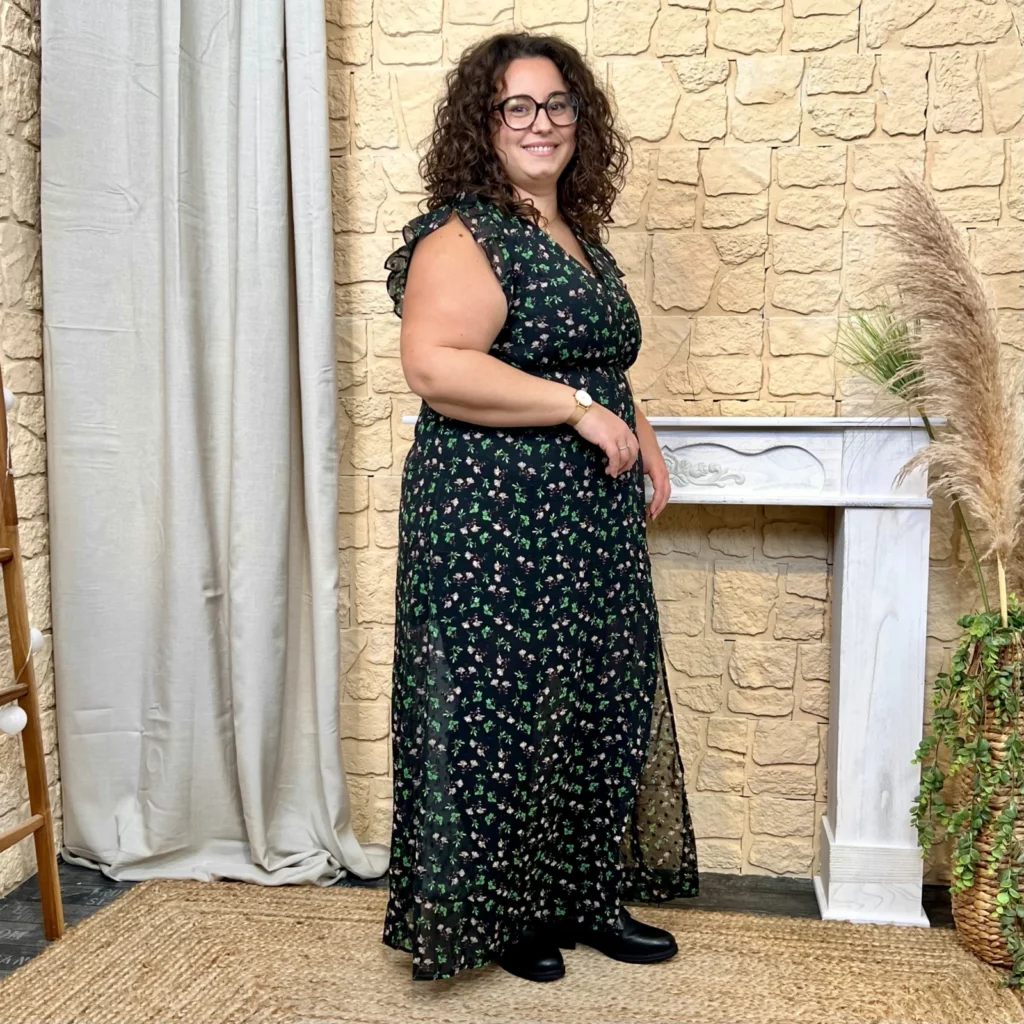 K919- Robe fleurette - noir - 48