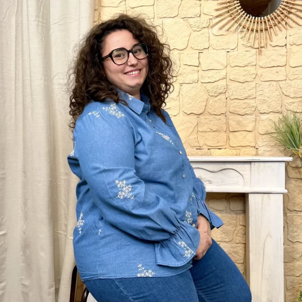 J807 - Chemise broderie (T40-T48) - denim - 48