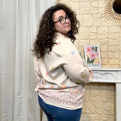 J788 - Chemise brodée fleurie (T40-T48) - beige - 48