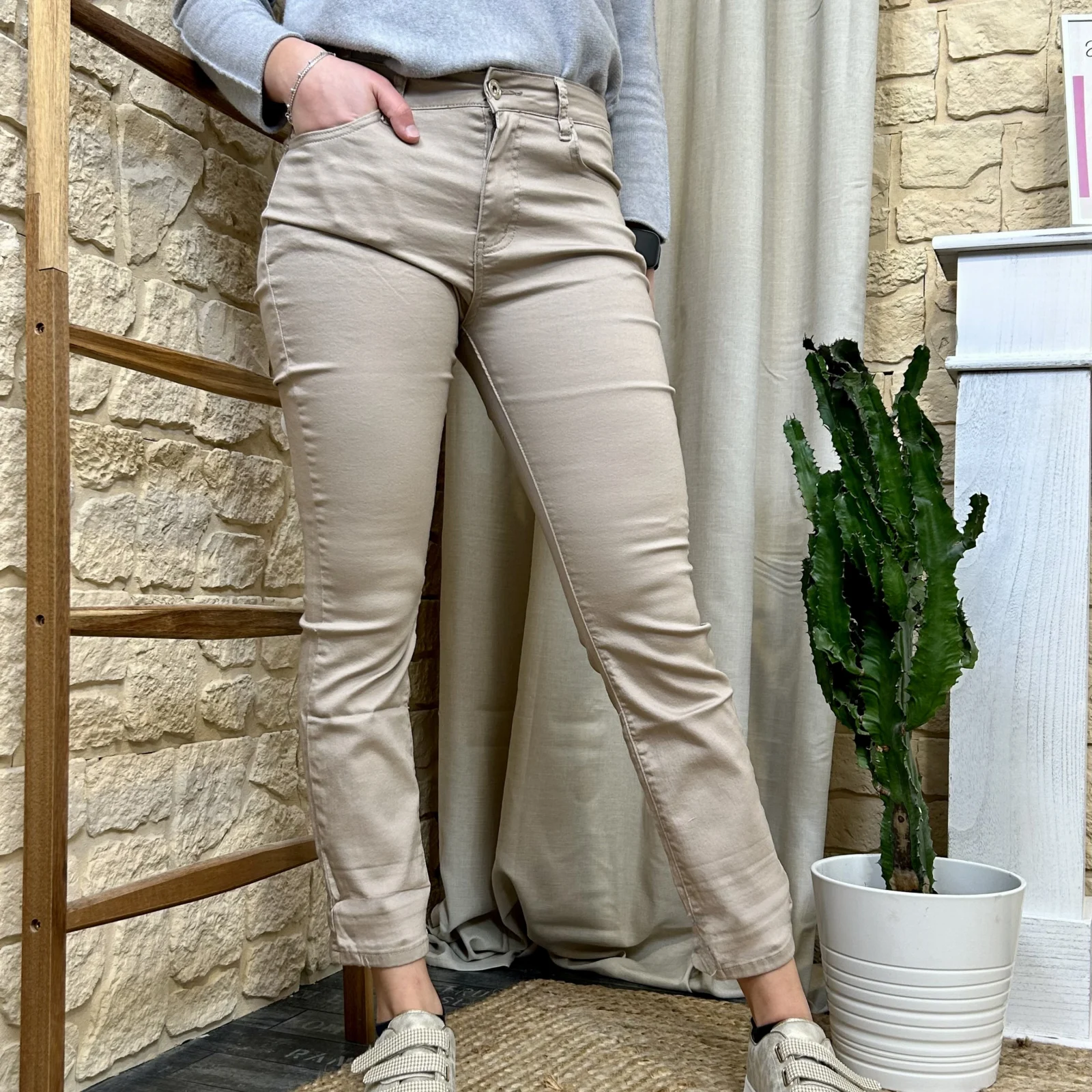 K812 - Jean 7/8ème (T36-T44) - taupe - 44